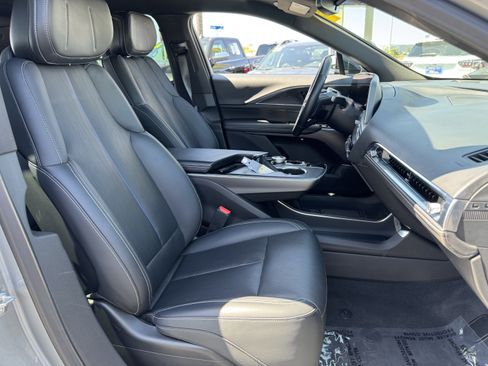 Used 2024 Cadillac Lyriq Luxury w/ LPO, Floor Liner Package RWD image 35