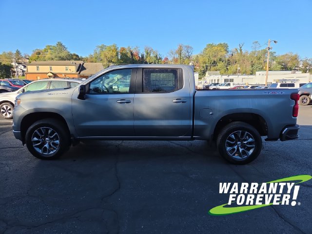 New 2026 Chevrolet Silverado 1500 RST w/ LPO, Dark Essentials Package AWD/4WD image 4