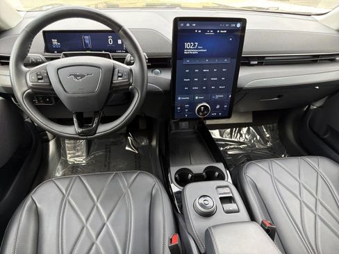 Used 2024 Ford Mustang Mach-E Select image 10