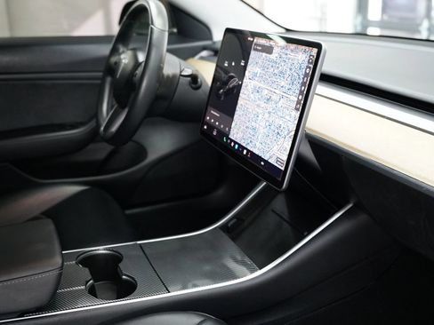 Used 2018 Tesla Model 3 Long Range AWD/4WD image 26
