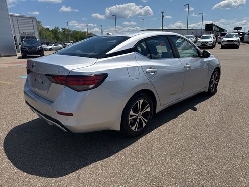 Used 2021 Nissan Sentra SV FWD image 7