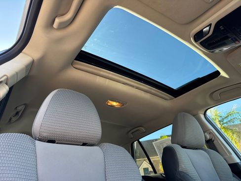 Certified 2022 Subaru Outback Premium image 10