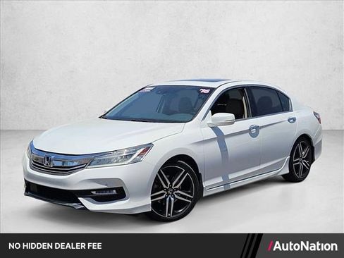 Used 2016 Honda Accord Touring image 1