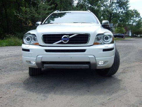 Used 2013 Volvo XC90 3.2 R-Design AWD/4WD image 17