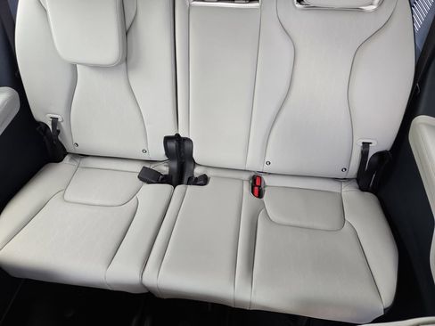 New 2026 Kia Carnival EX FWD image 20