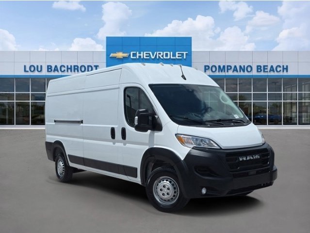 Used 2025 RAM ProMaster 2500 w/ Convenience Group FWD image 1