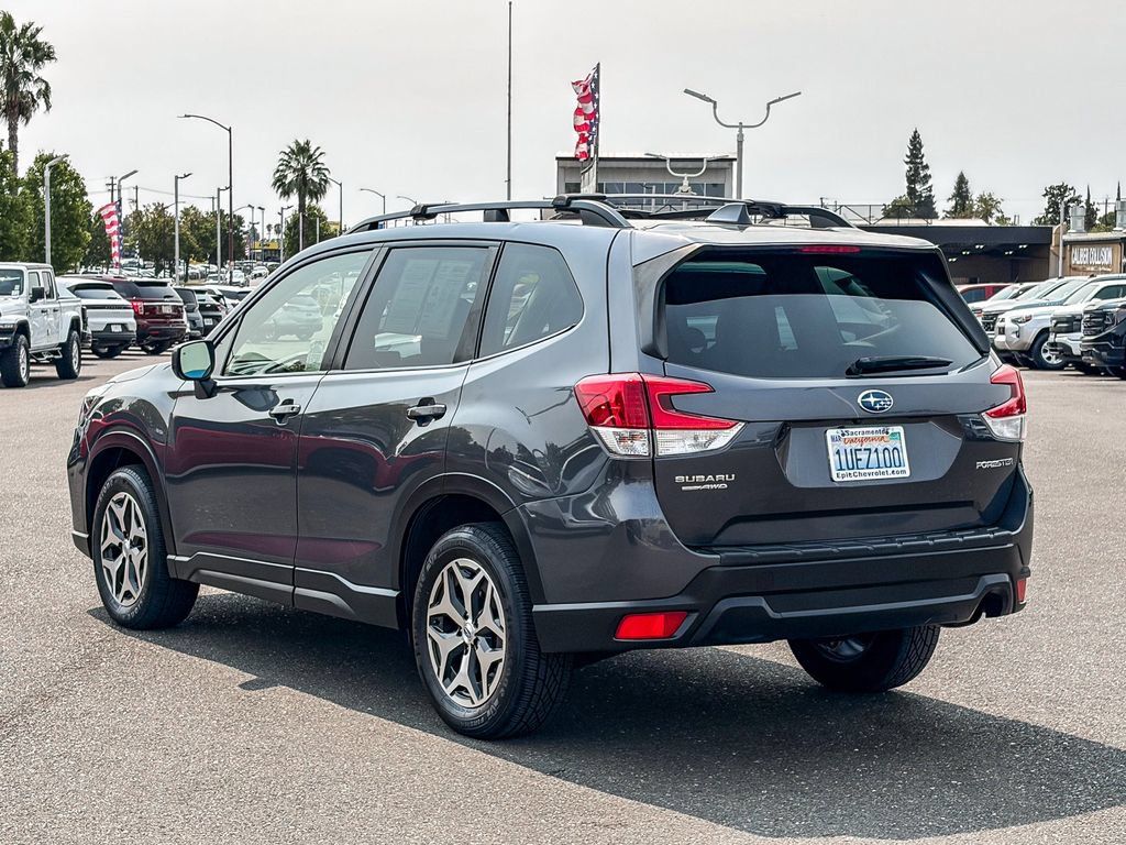 Used 2021 Subaru Forester Premium w/ Popular Package #1 AWD/4WD image 2