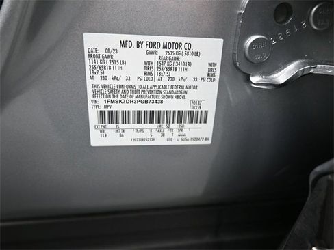 Used 2023 Ford Explorer XLT image 20