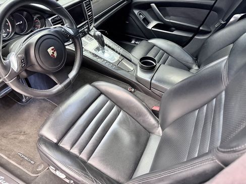 Used 2012 Porsche Panamera Turbo S image 9