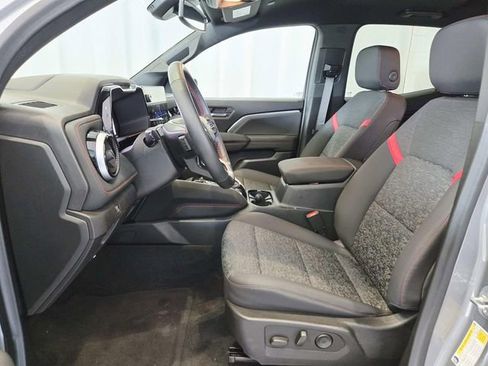 Used 2024 Chevrolet Colorado Z71 w/ Z71 Convenience Package 2 image 8