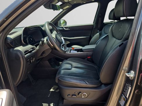Used 2023 Hyundai Palisade Calligraphy FWD image 9