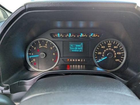 Used 2015 Ford F150 XLT AWD/4WD image 11