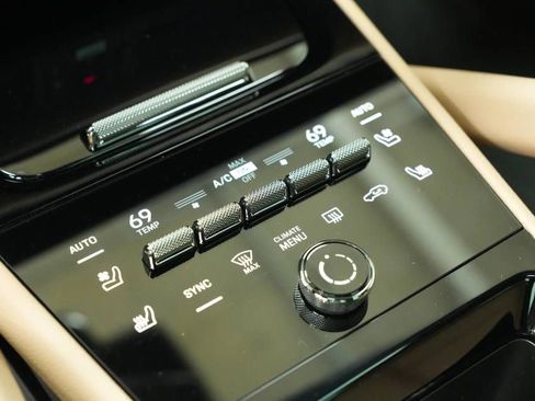 New 2026 Porsche Cayenne image 23