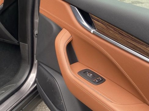 Used 2022 Maserati Levante GT image 37