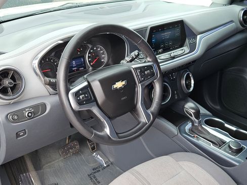 Used 2020 Chevrolet Blazer LT FWD image 13