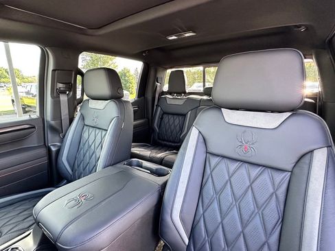 New 2026 GMC Sierra 1500 AT4 w/ AT4 Premium Package AWD/4WD image 23
