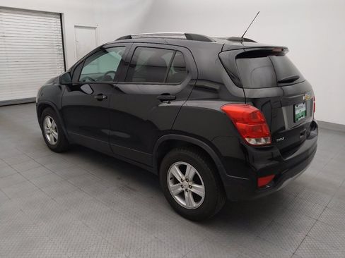 Used 2021 Chevrolet Trax LT FWD image 3