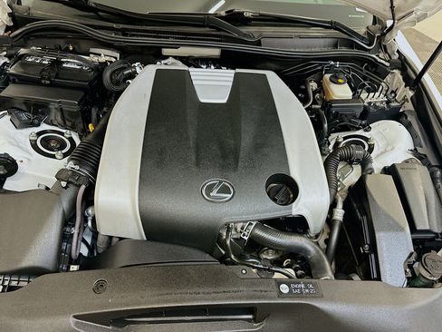 Used 2017 Lexus IS 300 AWD image 35