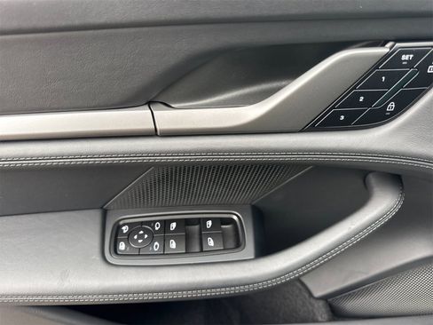 Used 2025 Porsche Taycan 4S image 12
