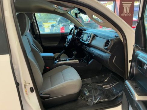 Used 2019 Toyota Tacoma SR5 image 29