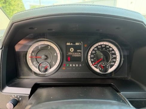Used 2018 RAM 2500 Big Horn w/ Sport Appearance Group AWD/4WD image 22