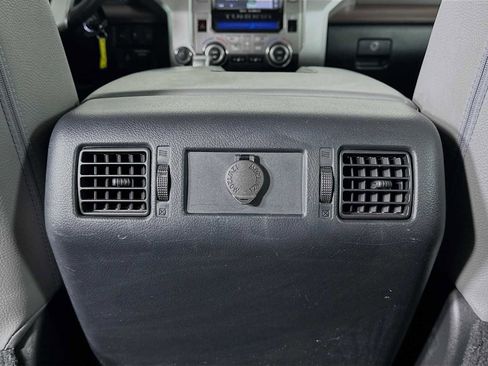 Used 2019 Toyota Tundra Limited w/ Limited Premium Package image 23