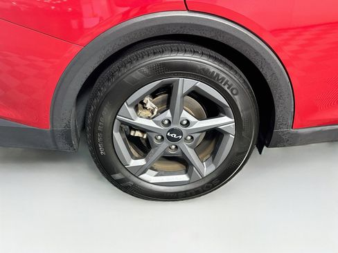 Used 2025 Kia K4 FWD image 11