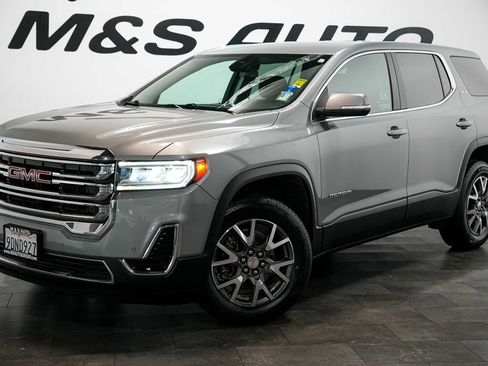 Used 2023 GMC Acadia SLE FWD image 2
