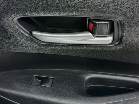 Used 2020 Toyota Corolla LE FWD image 28
