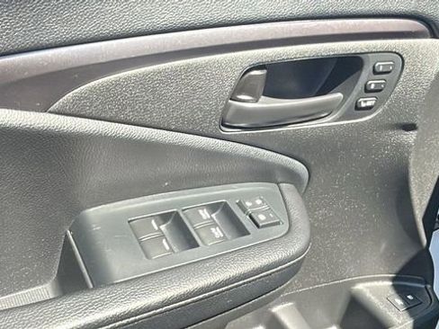 Used 2022 Honda Passport EX-L image 16