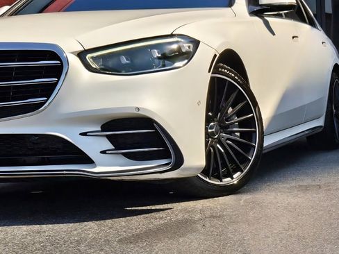 Used 2022 Mercedes-Benz S 500 S 500 w/ AMG Line Package image 6