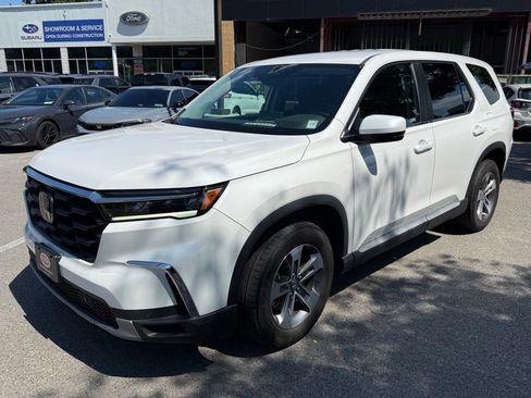 Used 2023 Honda Pilot EX-L image 4