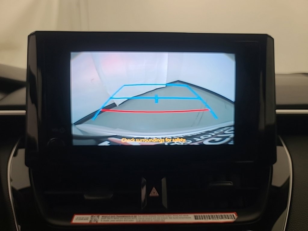 Used 2025 Toyota Corolla LE FWD image 33