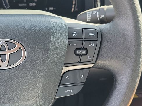 Used 2026 Toyota Camry LE image 6