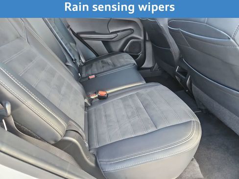 Used 2024 Mitsubishi Outlander SE image 22