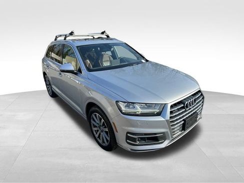 Used 2018 Audi Q7 3.0T Premium Plus w/ Premium Plus Package AWD/4WD image 7