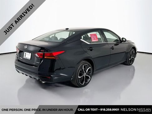 Certified 2025 Nissan Altima 2.5 SR w/ SR Premium Package image 5