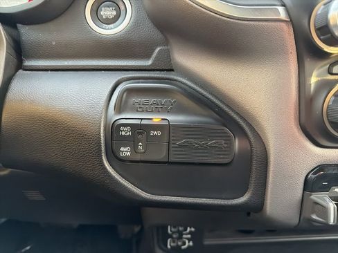 Used 2024 RAM 3500 Big Horn image 32