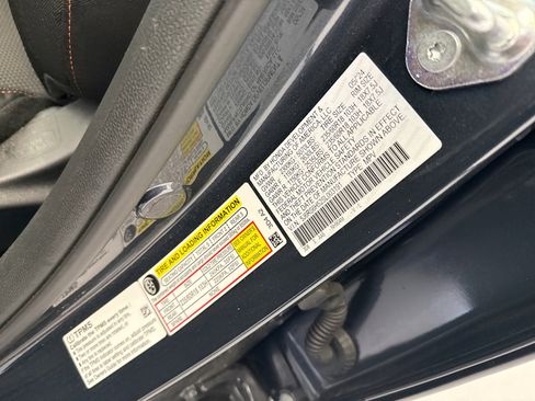 Used 2025 Honda CR-V Sport image 11