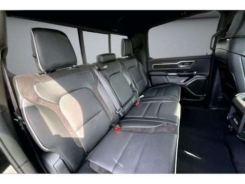 Used 2025 RAM 1500 Laramie image 24