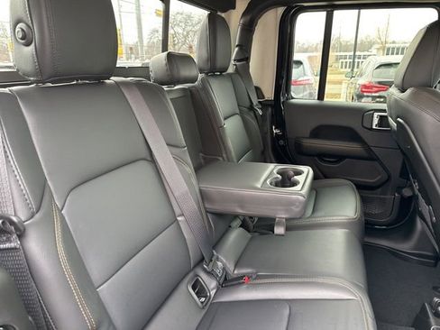 New 2026 Jeep Gladiator Sport image 16