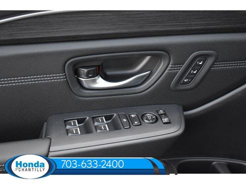 New 2026 Honda Pilot Touring image 25