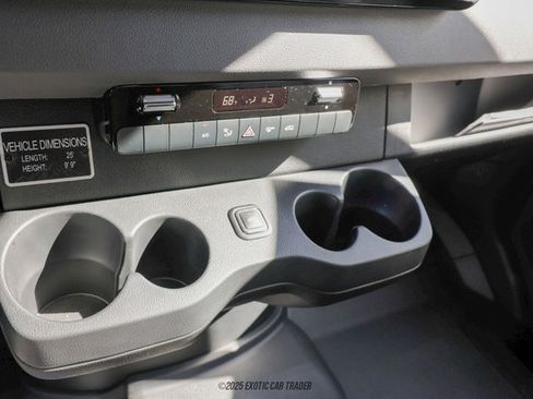 Used 2025 Mercedes-Benz Sprinter 2500 image 68