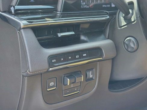 Certified 2024 Cadillac Escalade ESV Sport AWD/4WD image 8