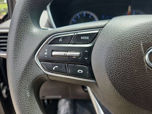 Used 2019 Hyundai Santa Fe SE FWD image 18