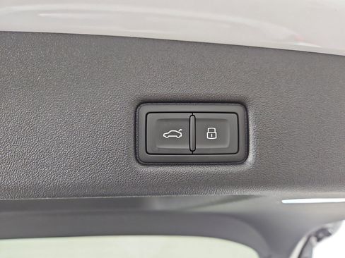 New 2026 Audi SQ5 Premium Plus image 15