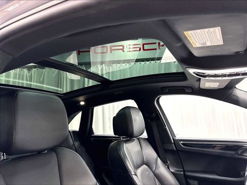 Used 2017 Porsche Macan S AWD/4WD image 26