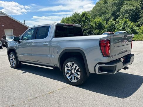 New 2026 GMC Sierra 1500 Denali w/ Denali Reserve Package AWD/4WD image 8