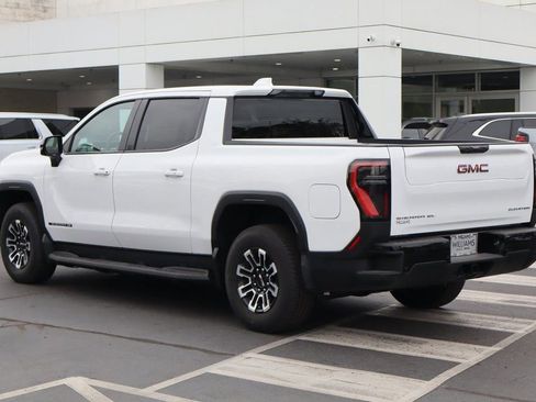 New 2026 GMC Sierra EV Elevation image 6