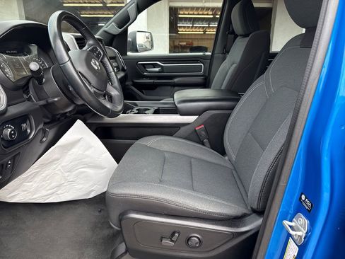 Used 2022 RAM 1500 Big Horn AWD/4WD image 9